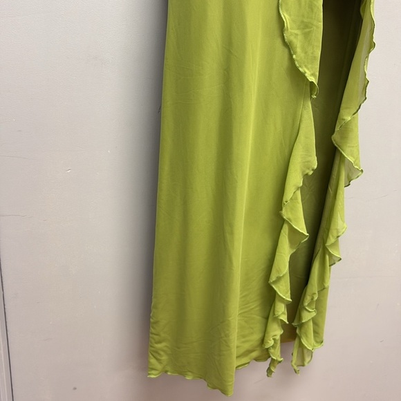 Tiger Mist Theo Skirt in Green Size Medium - Picture 3 of 12